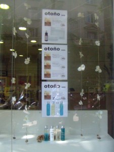 BENESTAR-CENTRO-BELLEZA-ESTETICA-ESCAPARATES-BARCELONA-OTONO-BASICOS